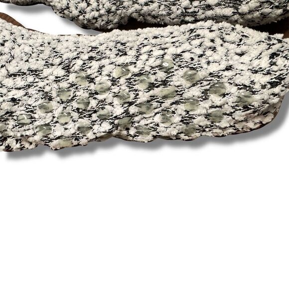 Women's Cozy Sherpa Lined Slipper Socks Sequin Non-Slip Grippers - Picture 2 of 3